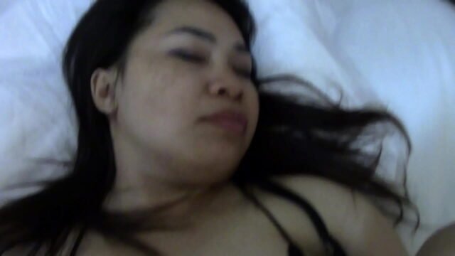 ครูเต้ยครูสาวสวยนมสวยหุ่นเด็ดโครตเด็ดหนุ่มม.6มาเย็ดถึงบ้านพักครู