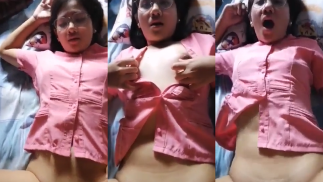 คลิปหลุดสาวใหญ่ หลุดหีครูสาว หลุดครูสาวแว่นหีใหญ่เย็ดน้ำแตก